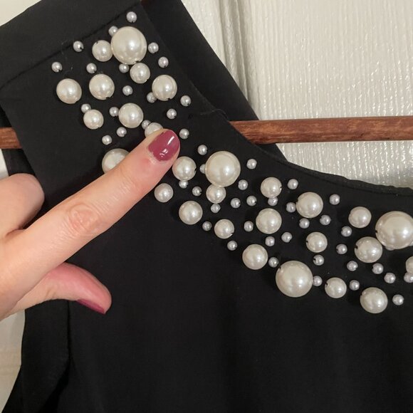 Calvin Klein Pearl Embellished Black Sleeveless Top - Picture 12 of 12